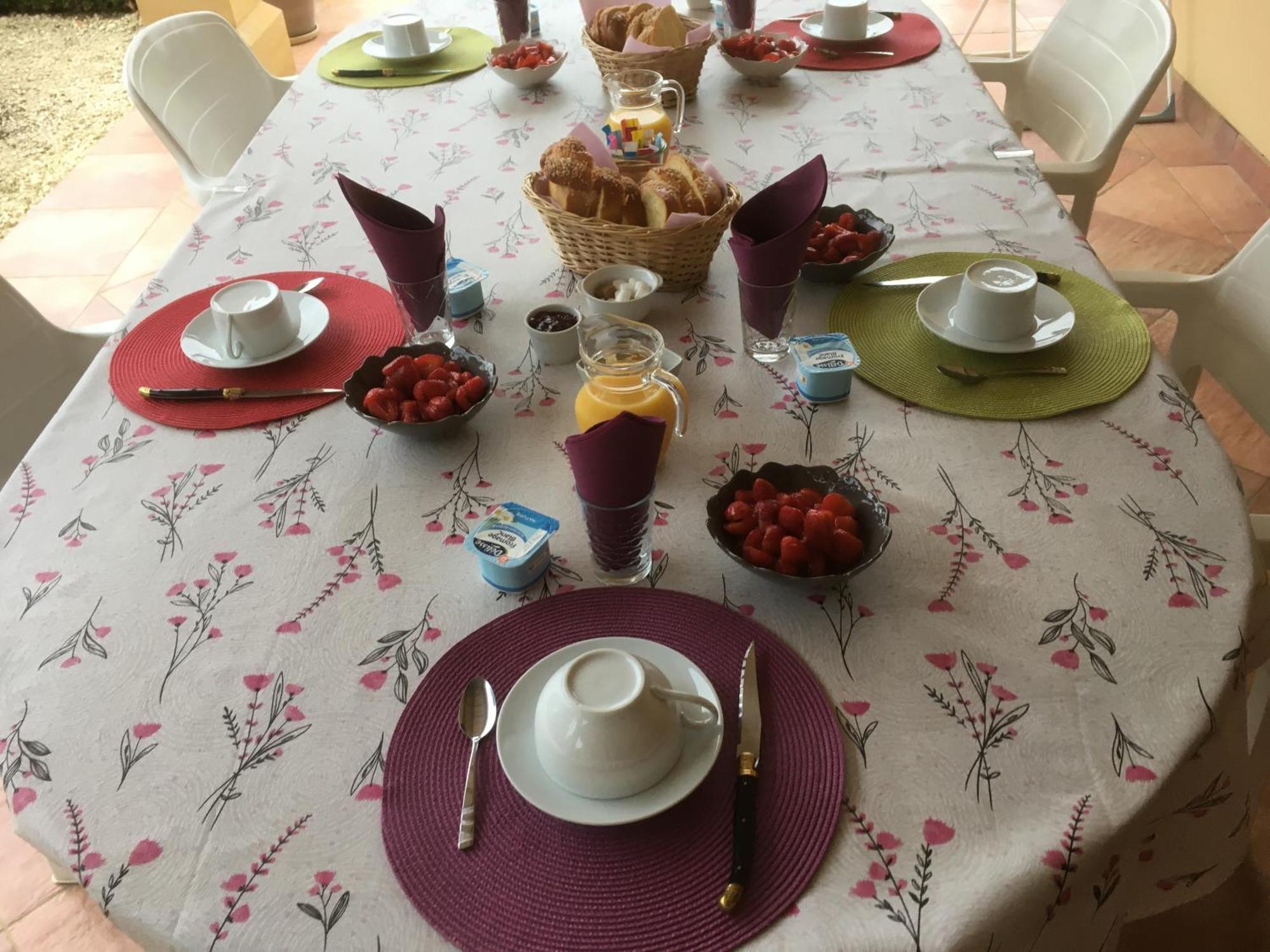 Bed and Breakfast Chez Bernadette Et Victor Витрак Экстерьер фото